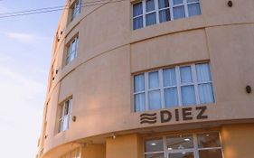 Diez Aparthotel